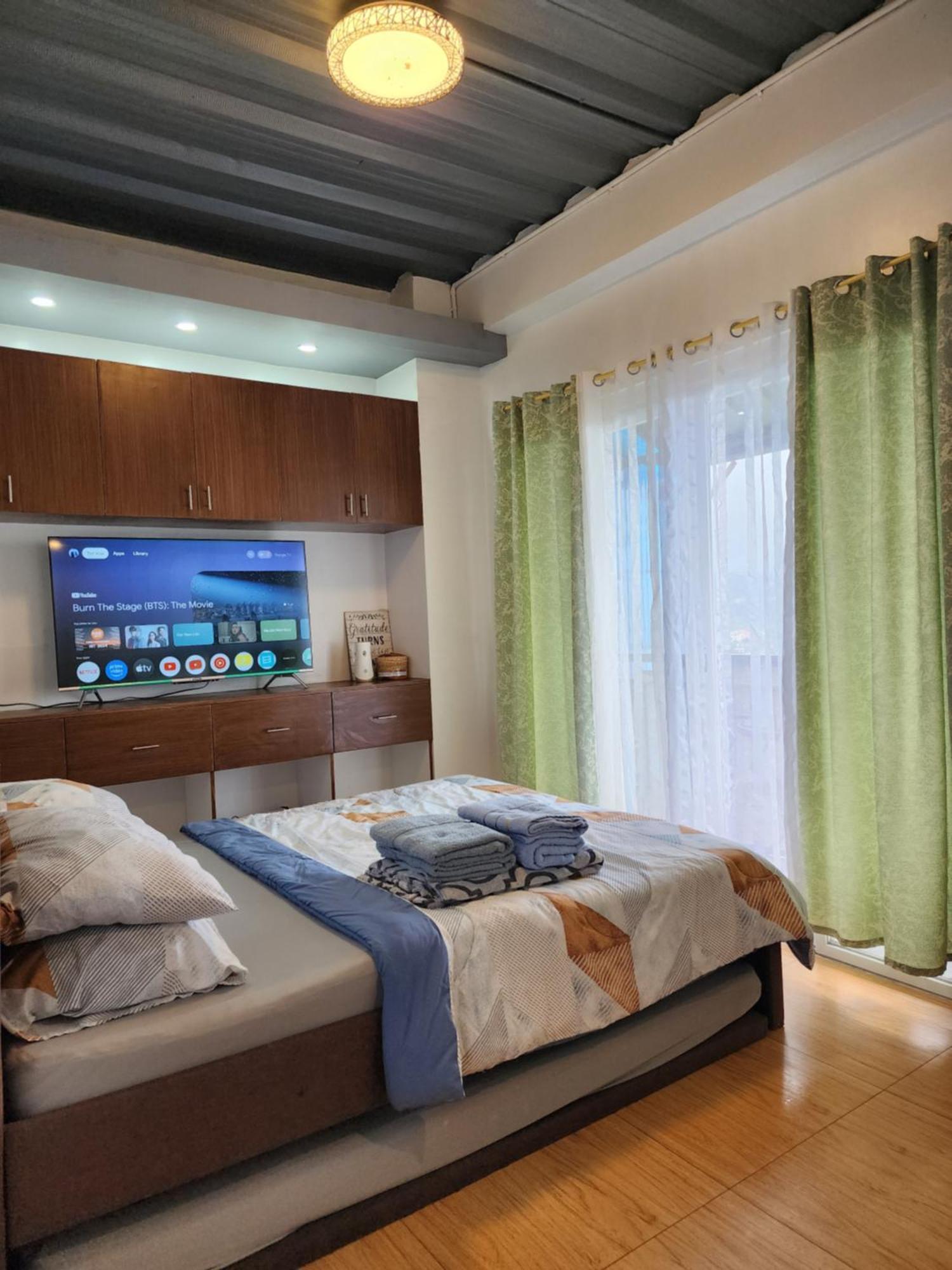 Mountain And Sunsetview Baguio Residences Baguio City Rum bild